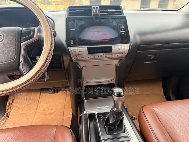 Toyota Land Cruiser Prado 2.7 2018 Gray