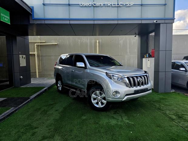 Toyota Land Cruiser Prado 4.0 Petrol GX-R 2015 Silver