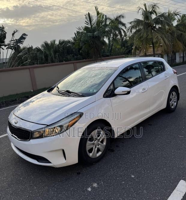 Kia Forte EX Sedan 2017 White
