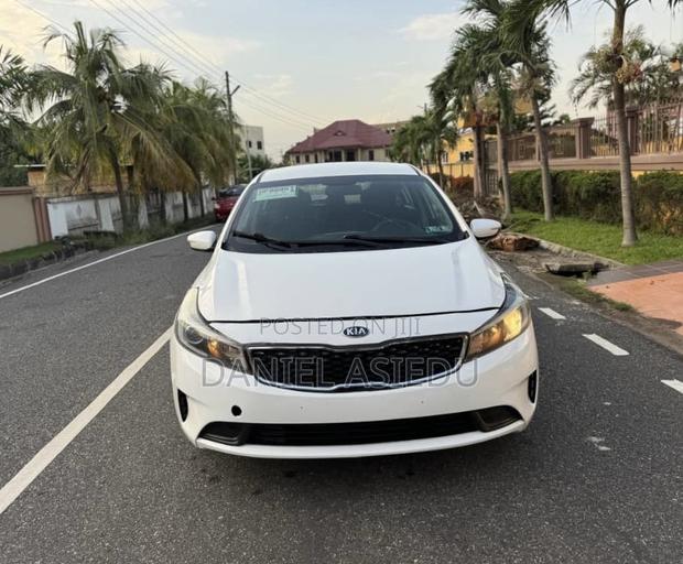 Kia Forte EX Sedan 2017 White