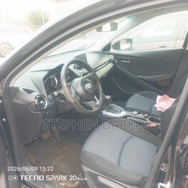 Toyota Yaris iA 1.5 FWD 2017 Black
