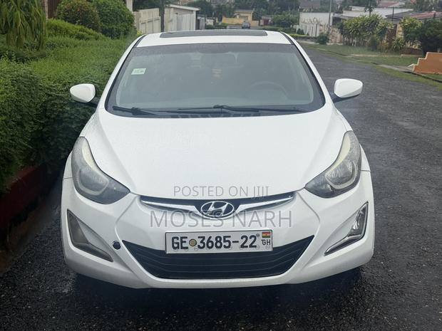 Hyundai Elantra Value Edition Sedan FWD (1.8L 4cyl 6A) 2016 White