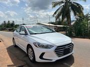 Hyundai Elantra SE 2018 White for sale