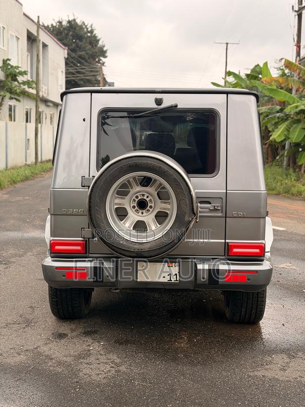 Mercedes-Benz G-Class 2011 Silver