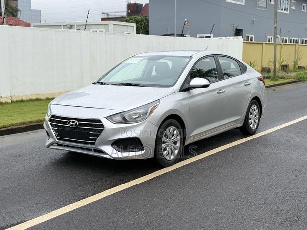 Hyundai Accent SE 2020 Silver