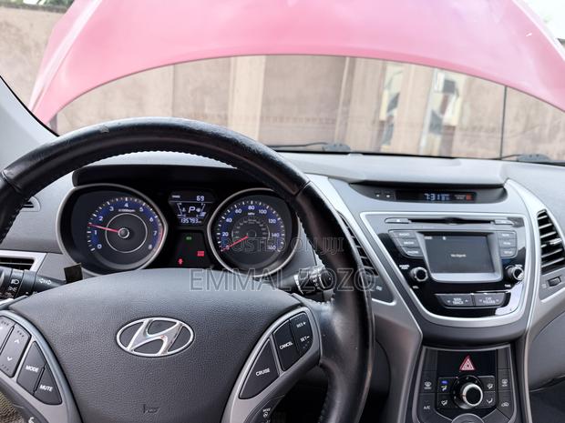 Hyundai Elantra Limited 4dr Sedan (1.8L 4cyl 6A) 2015 Red