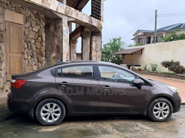Kia Rio EX 4dr Sedan (1.6L 4cyl 6A) 2012 Gray