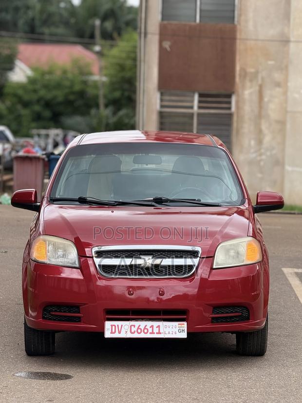 Chevrolet Aveo 1.6 Automatic 2012 Red