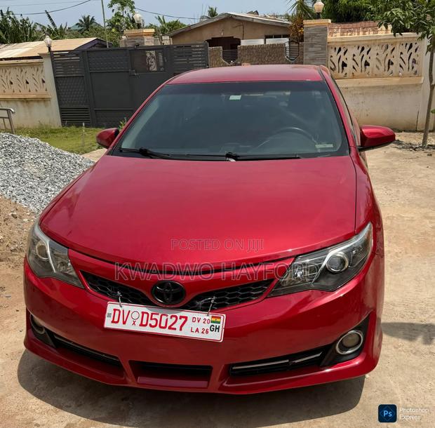 Toyota Camry LE 4dr Sedan (2.5L 4cyl 6A) 2014 Red
