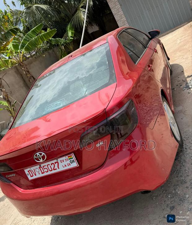 Toyota Camry LE 4dr Sedan (2.5L 4cyl 6A) 2014 Red