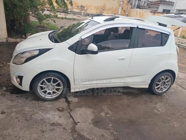 Chevrolet Spark 2012 White