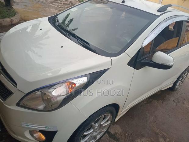 Chevrolet Spark 2012 White