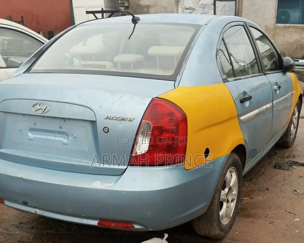 Hyundai Accent GLS Automatic 2010 Blue