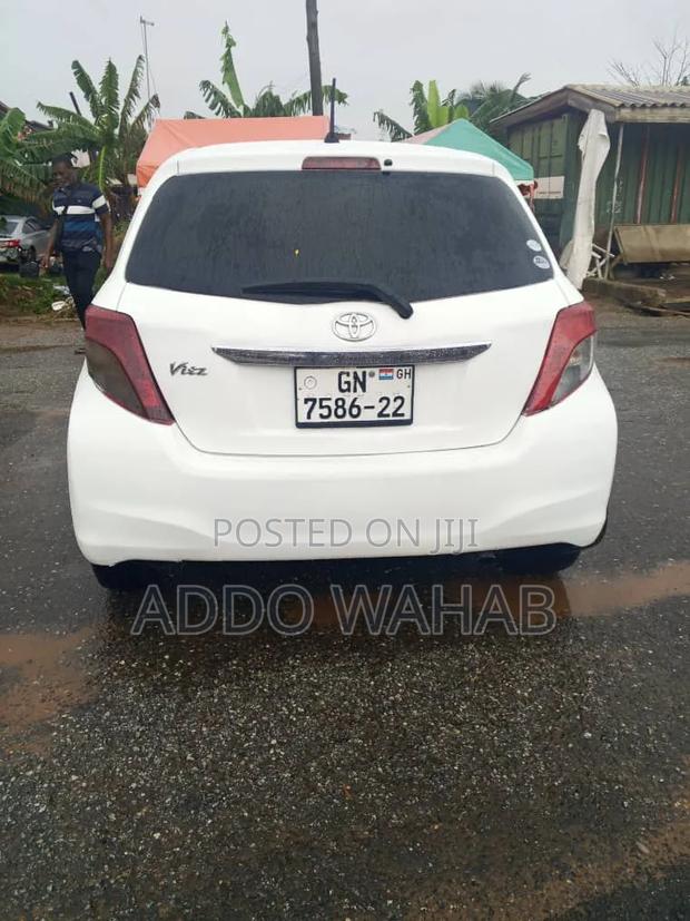 Toyota Vitz 1.3 AWD 5dr 2010 White