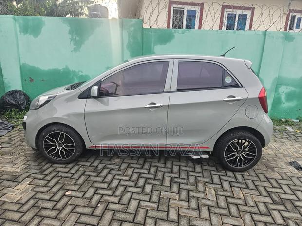 Kia Morning 2014 Green