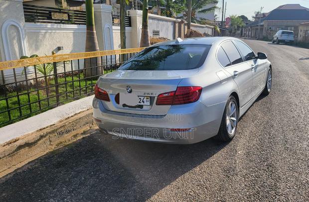 BMW 5 Series 528i 2014 Silver