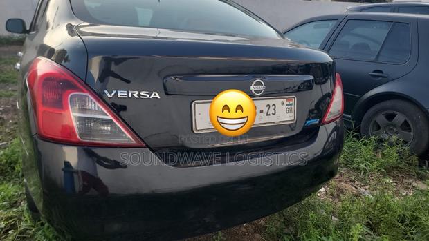 Nissan Versa 1.6 S 4dr Sedan (1.6L 4cyl 4A) 2015 Black