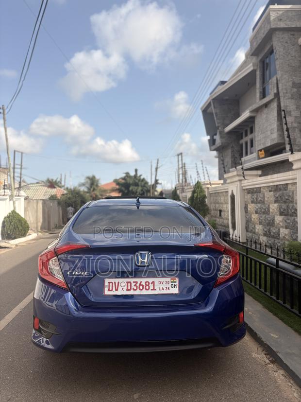 Honda Civic EX 4dr Sedan (2.0L 4cyl) 2017 Blue