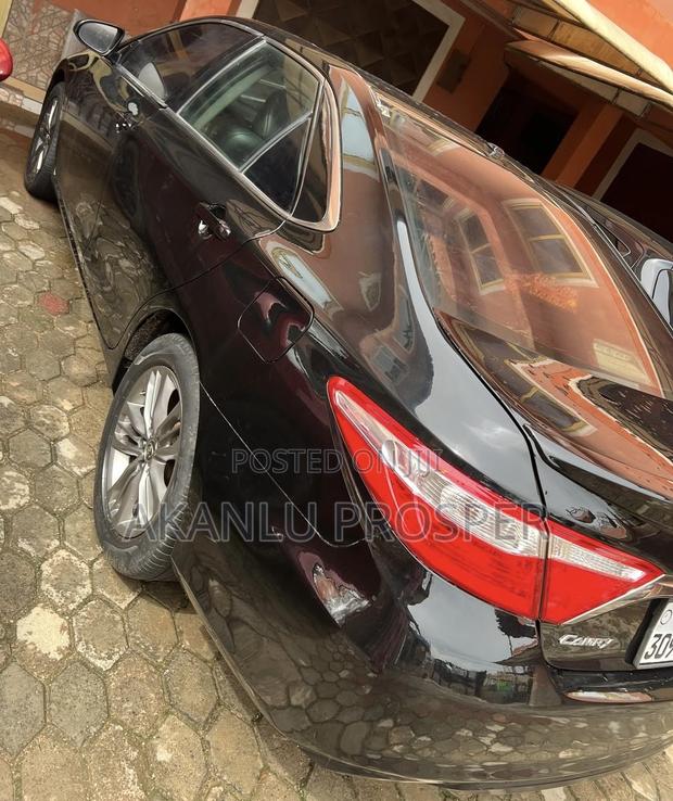Toyota Camry 2016 Black