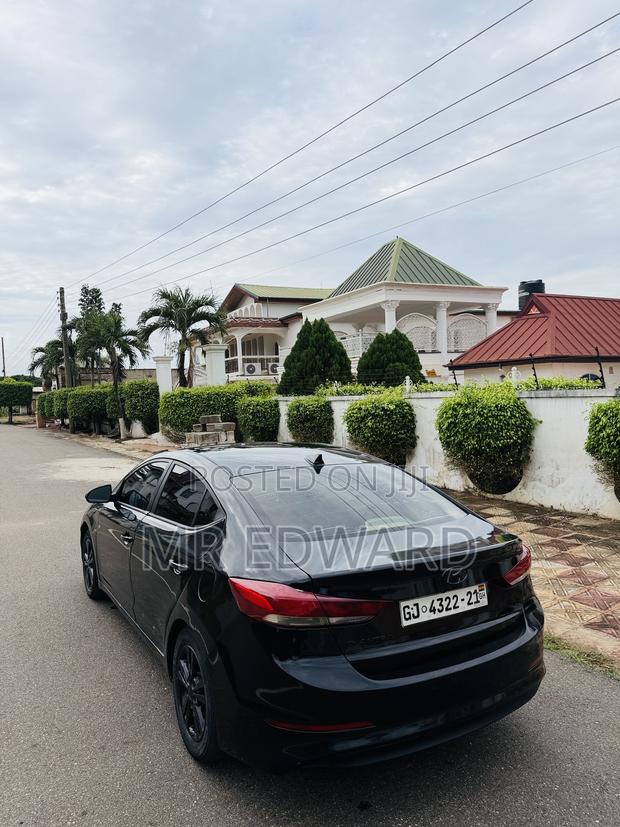 Hyundai Elantra Value Edition 2018 Black