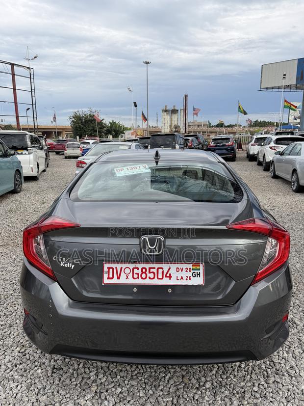 Honda Civic EX 4dr Sedan (2.0L 4cyl) 2017 Gray