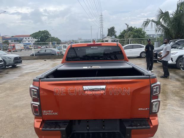 Isuzu D-MAX 2021 Orange