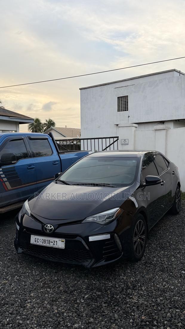 Toyota Corolla LE Eco 4dr Sedan (1.8L 4cyl CVT) 2016 Black
