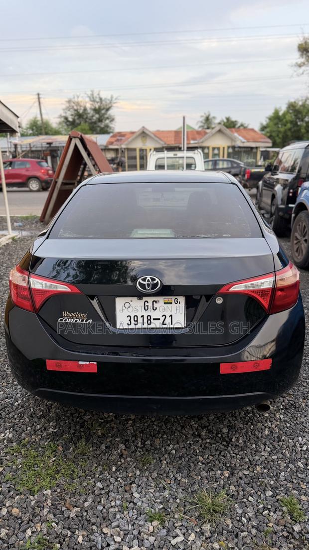 Toyota Corolla LE Eco 4dr Sedan (1.8L 4cyl CVT) 2016 Black