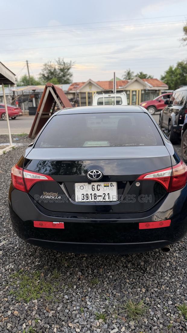 Toyota Corolla LE Eco 4dr Sedan (1.8L 4cyl CVT) 2016 Black