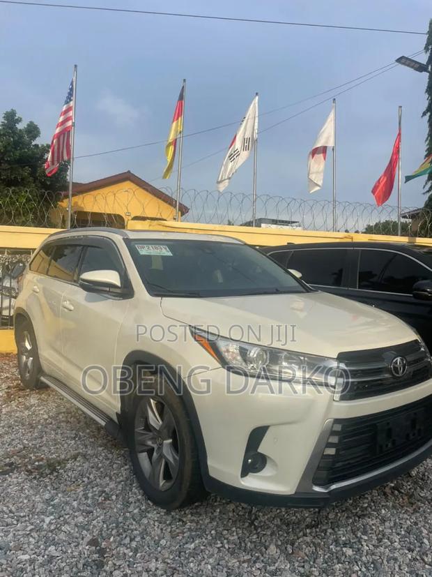 Toyota Highlander XLE 2019 White