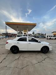 Toyota Corolla Base 4dr Sedan (1.8L 4cyl 5M) 2009 White for sale