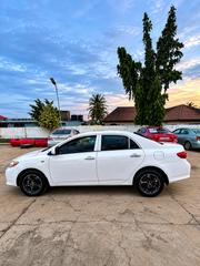 Toyota Corolla Base 4dr Sedan (1.8L 4cyl 5M) 2009 White for sale