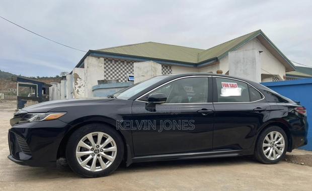 Toyota Camry 2019 Black