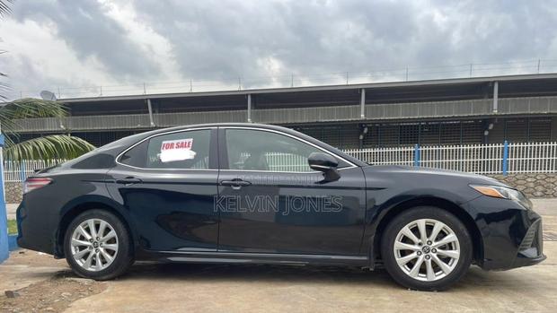 Toyota Camry 2019 Black