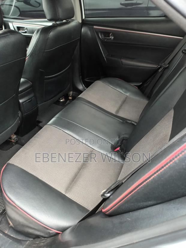 Toyota Corolla LE Eco 4dr Sedan (1.8L 4cyl CVT) 2016 White