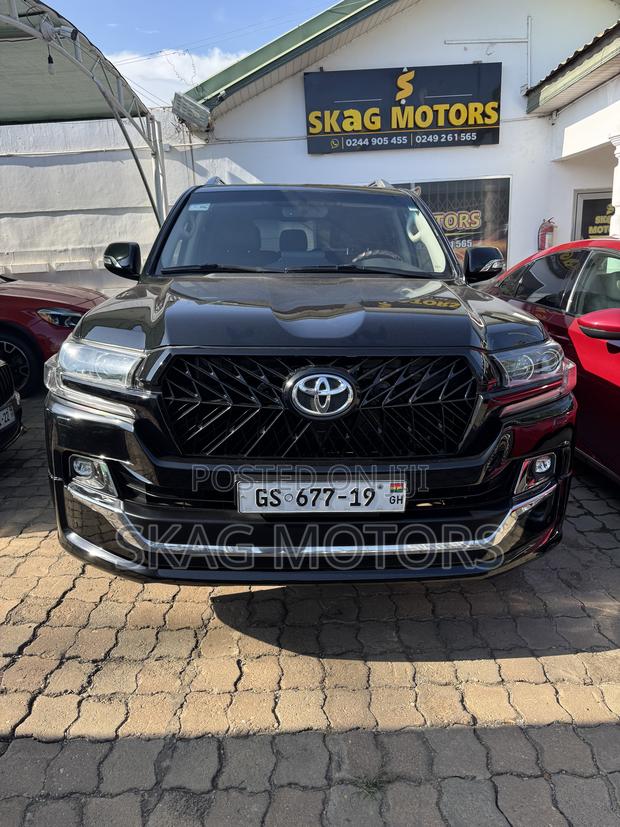 Toyota Land Cruiser 4.0 V6 GXR 2019 Black