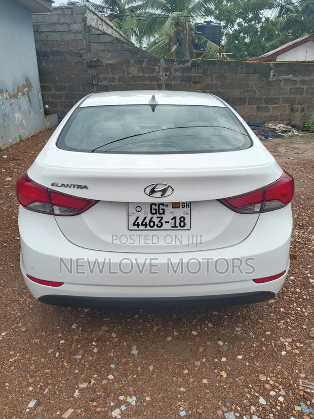Hyundai Elantra 2015 White