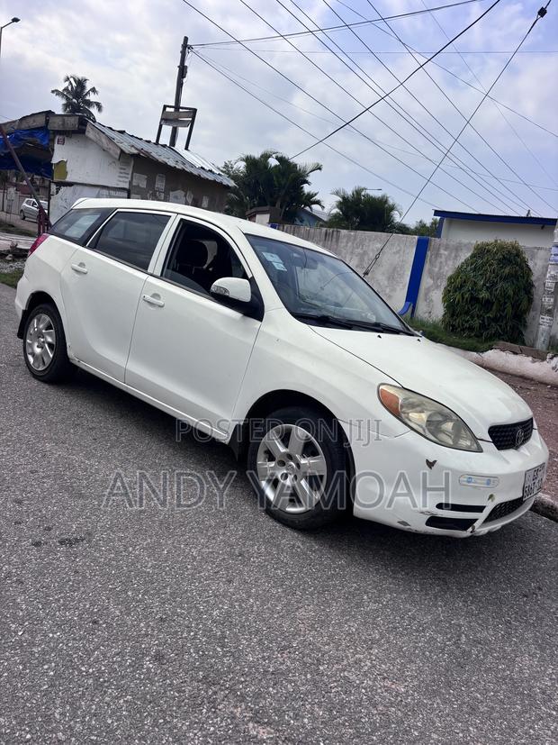 Toyota Matrix 2008 White