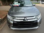 Mitsubishi Outlander SE FWD 2017 Gray for sale