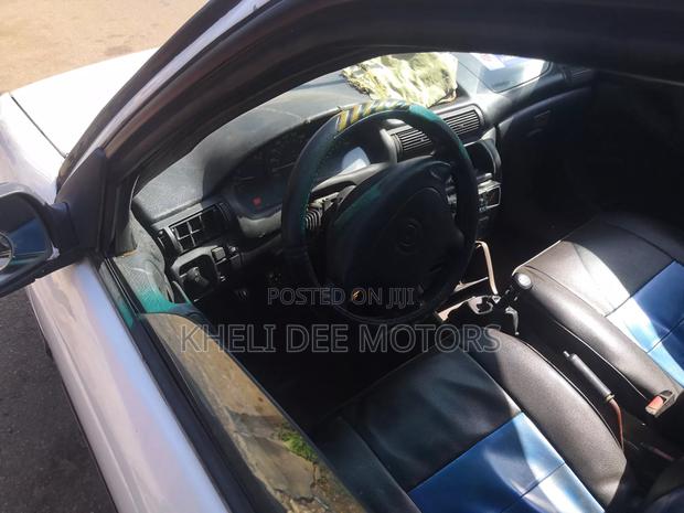 Opel Astra 1998 White