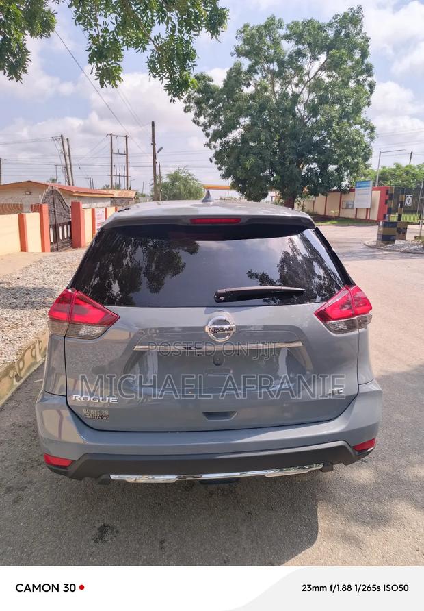 Nissan Rogue SV AWD 2018