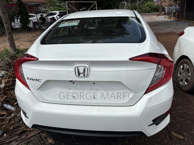 Honda Civic 2017 White