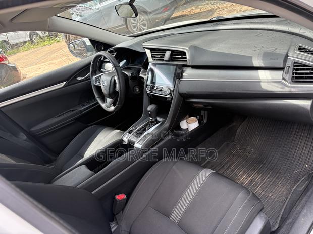 Honda Civic 2017 White