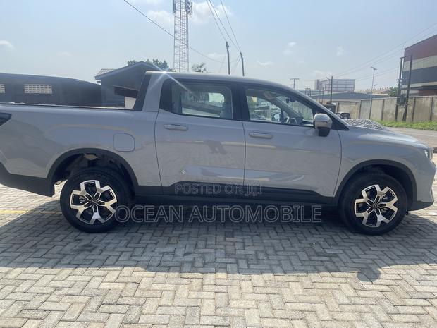 New Radar Horizon 1.5 Hybrid AWD 2025 Gray