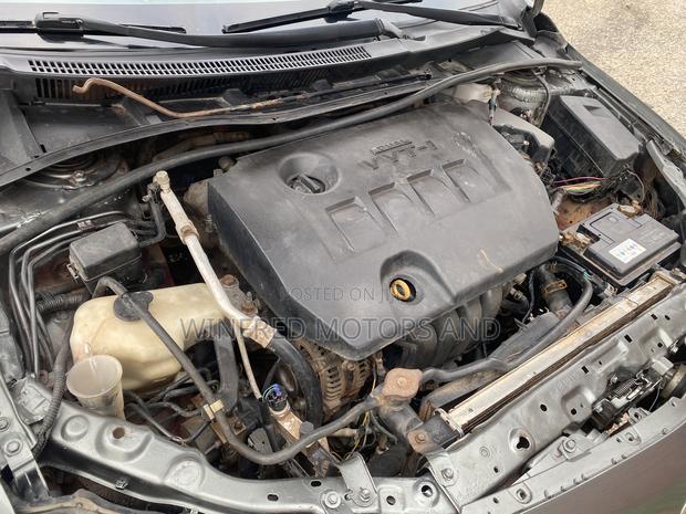 Toyota Corolla S 4dr Sedan (1.8L 4cyl 4A) 2011 Gray