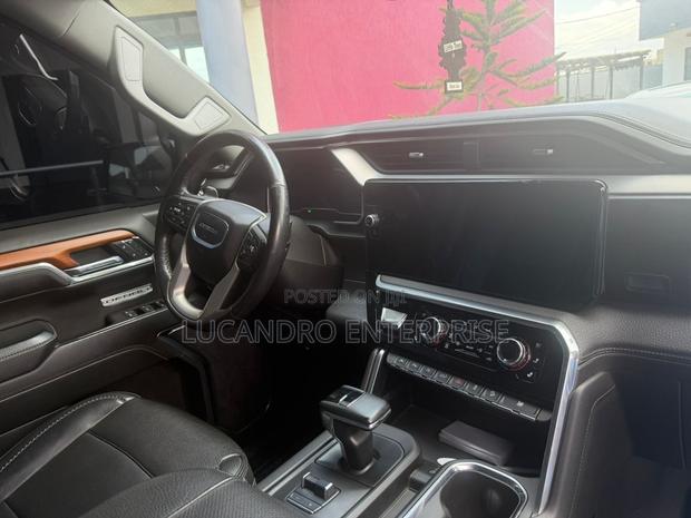 GMC Sierra 2023 Blue