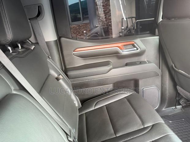 GMC Sierra 2023 Blue