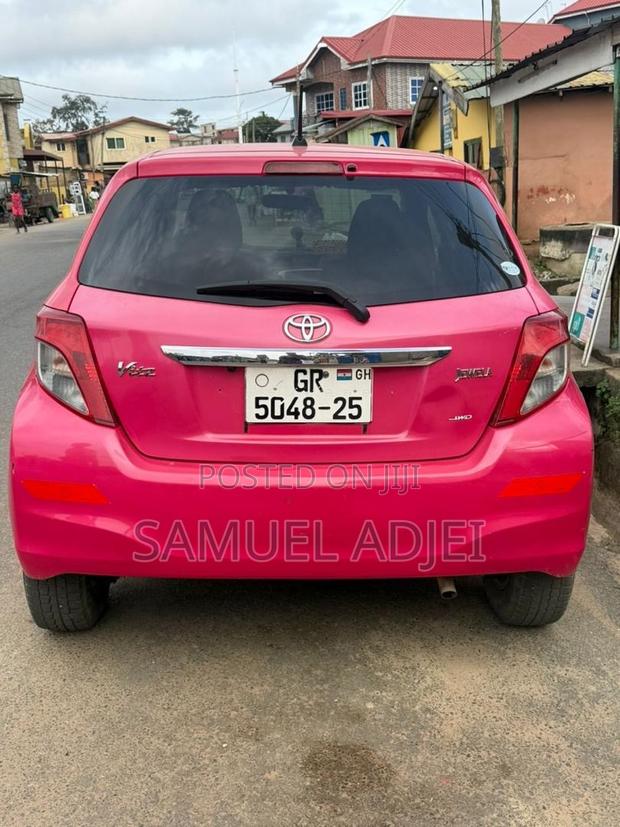Toyota Vitz 2013