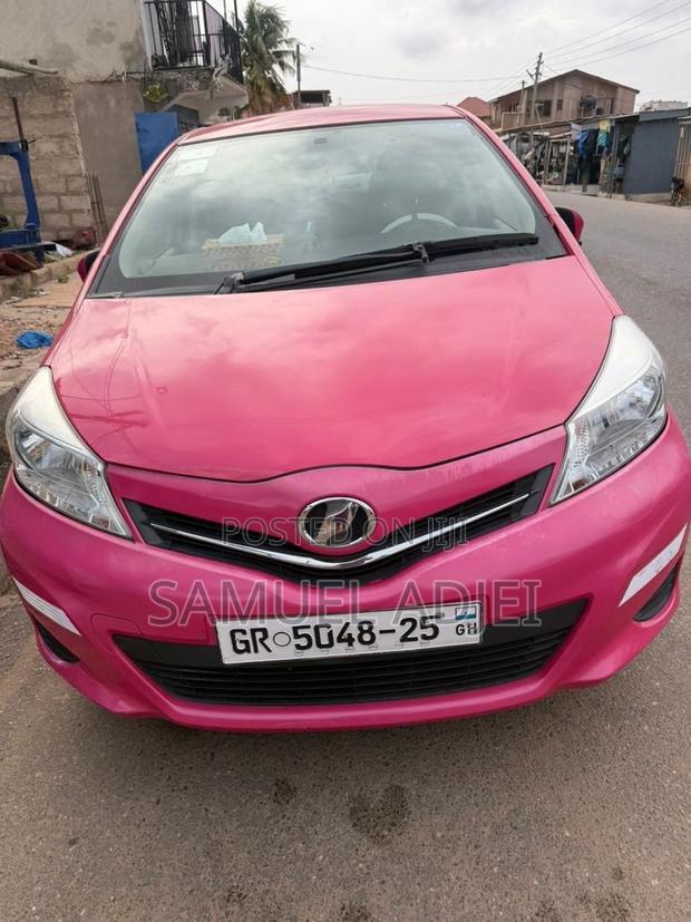 Toyota Vitz 2013