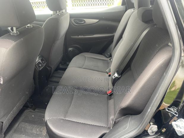 Nissan Qashqai 2018 Black